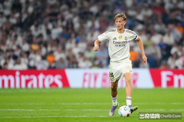 图多尔抵达,尤文训练基,准备首日训,龙8国际,龙8国际入口,龙8国际平台,龙8国际官方